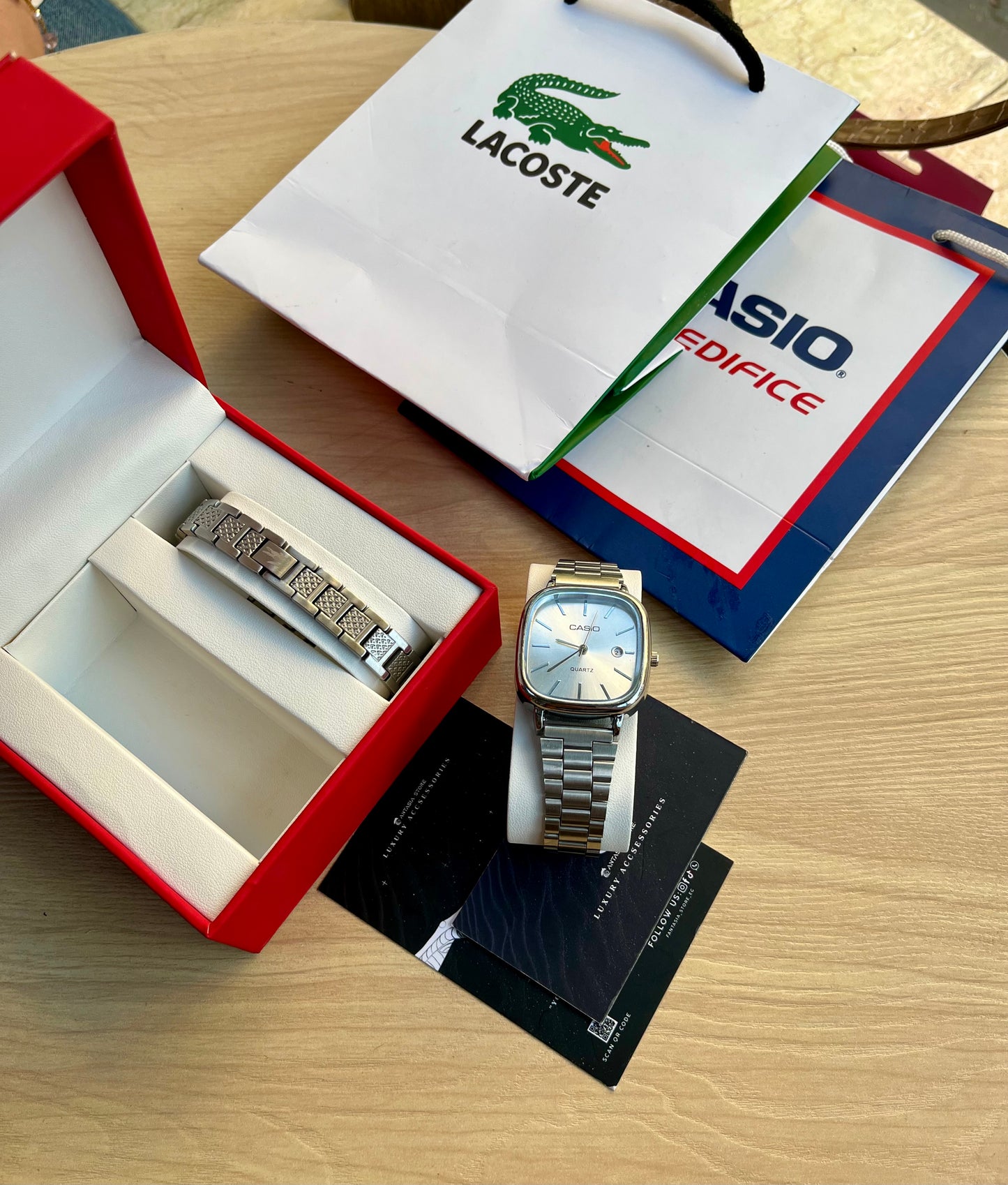 All silver Box 2