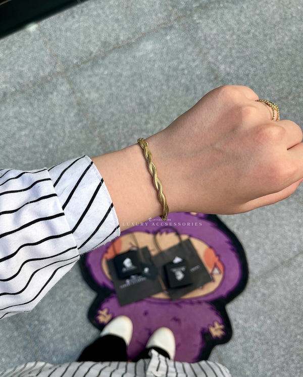 Warped Snake Bracelet