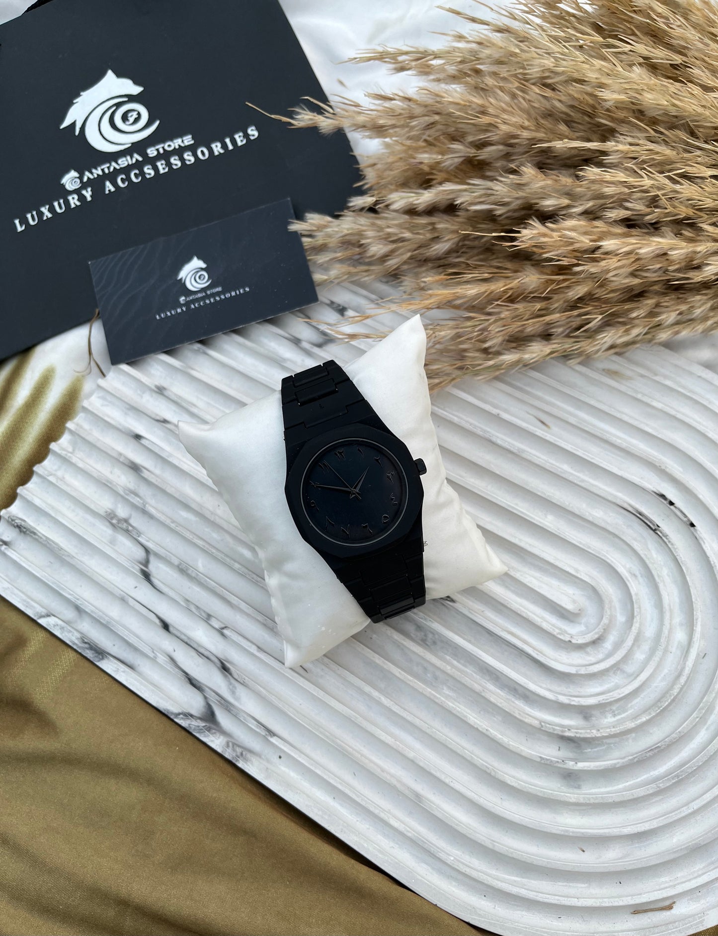 Black -Polycarbonate watch