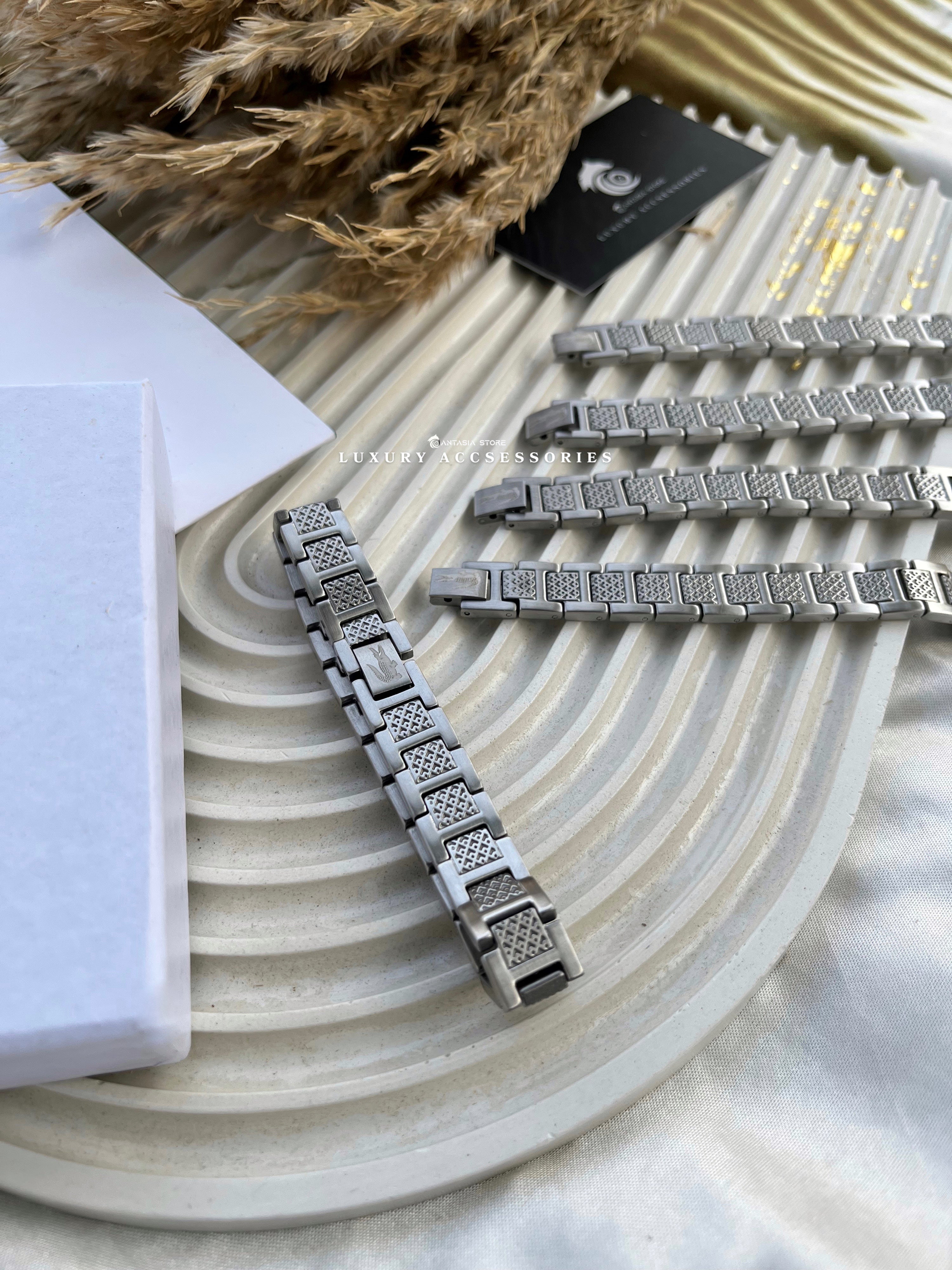 Silver original Lacoste 2