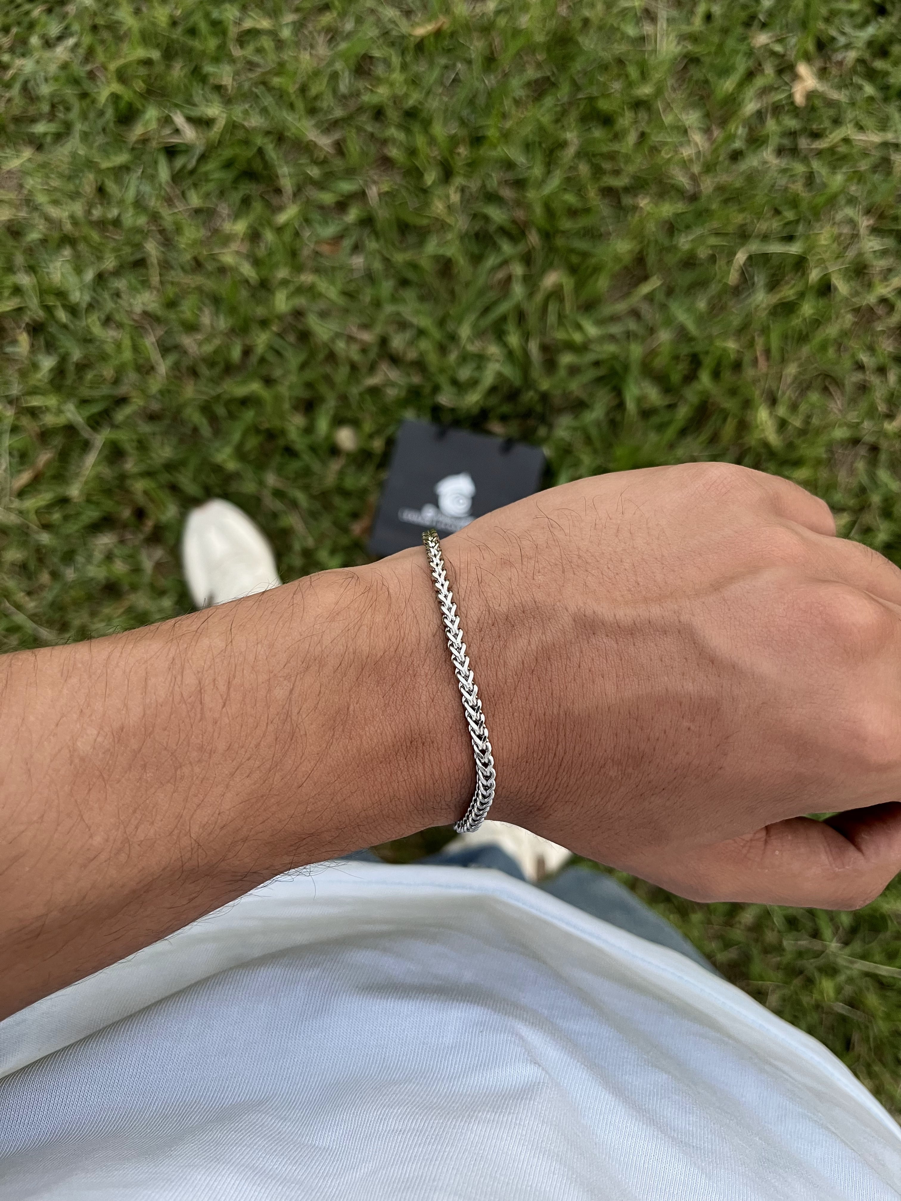 x4 Basic Bracelet