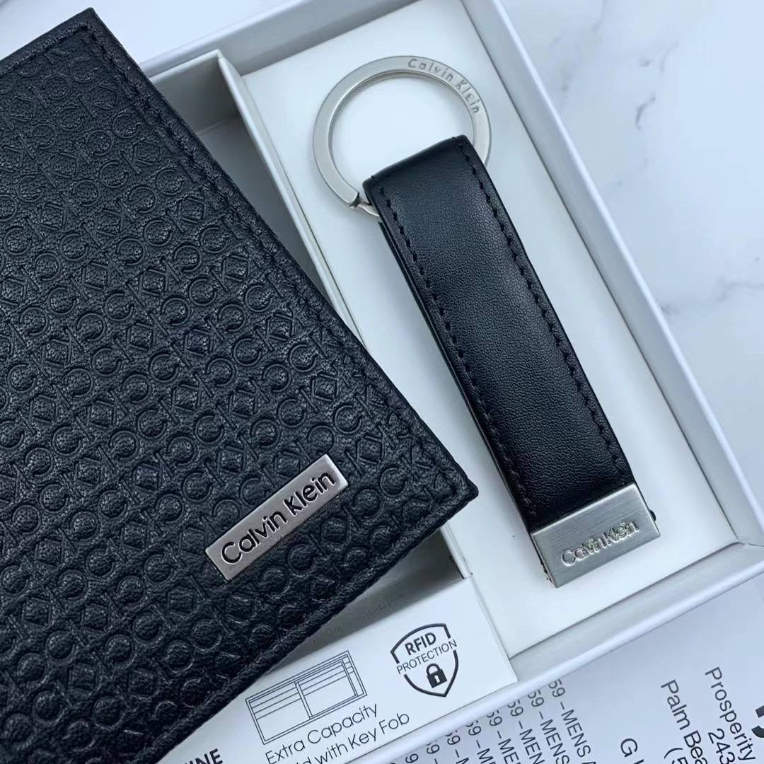 Calvin Klein wallet + Keychain