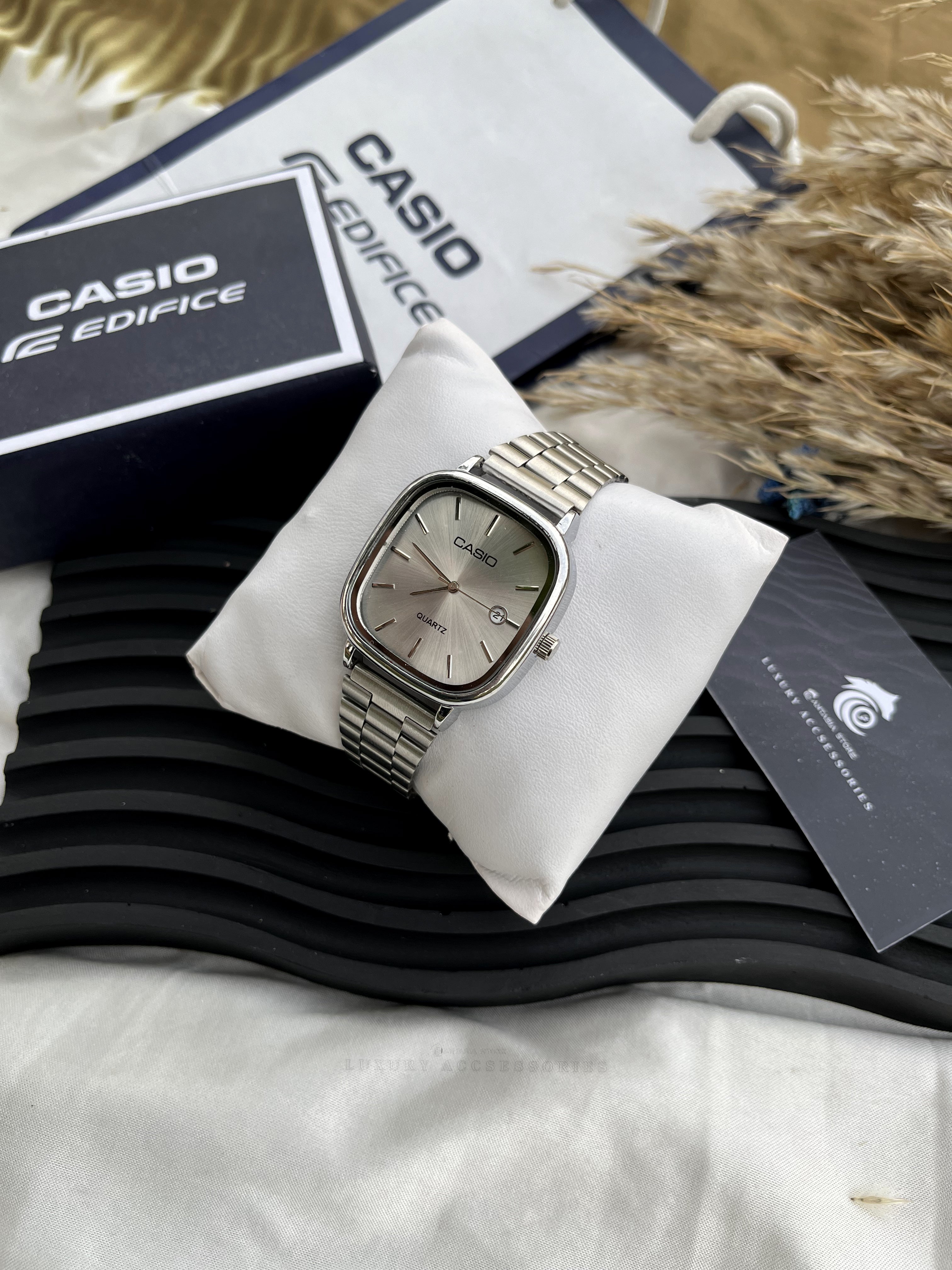 Silver Casio Collection