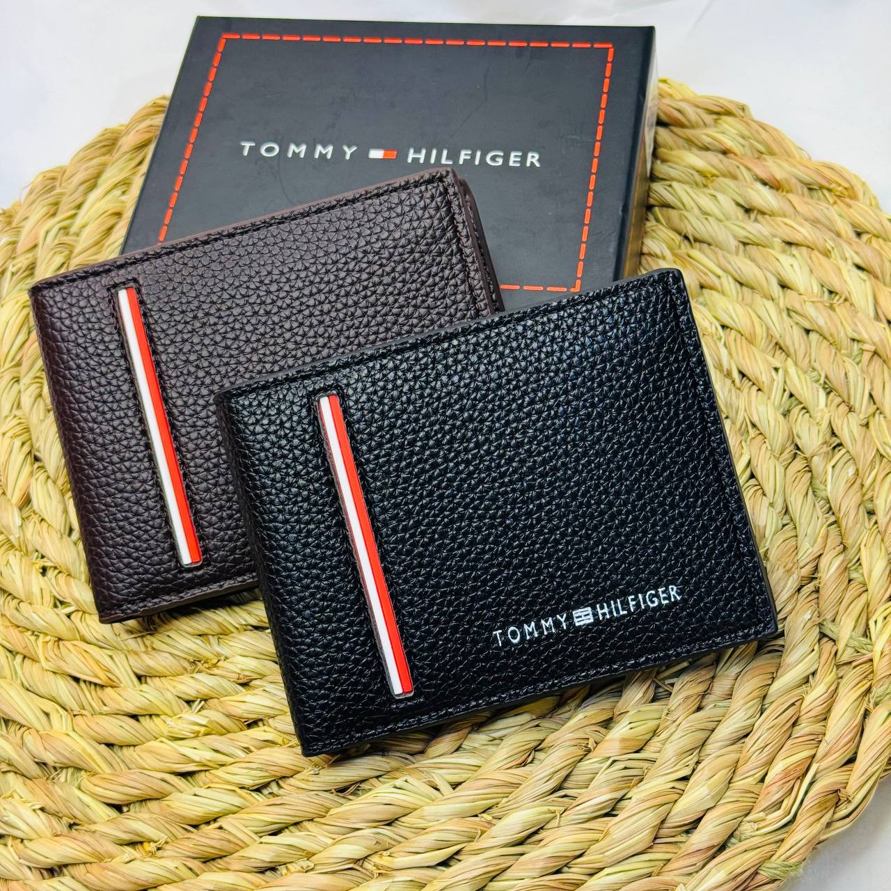 Tommy Hilfiger wallet 2