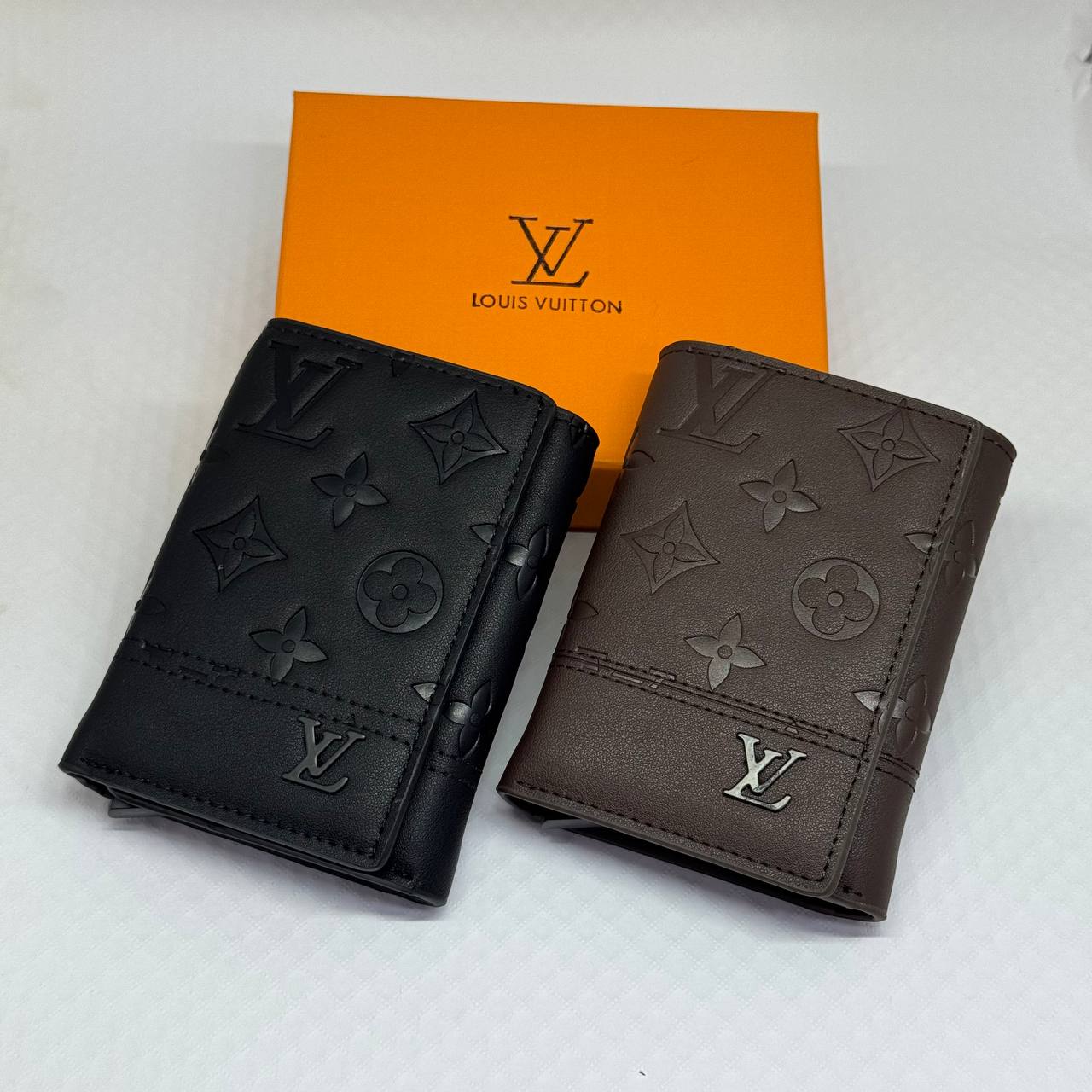 L&V Men's Slim Wallet & Card Holder